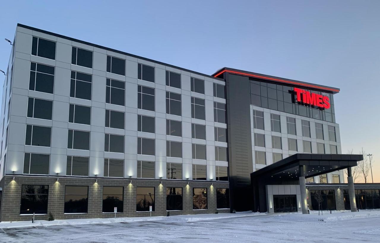 Grand Hotel Times Blainville-Mirabel Eksteriør billede